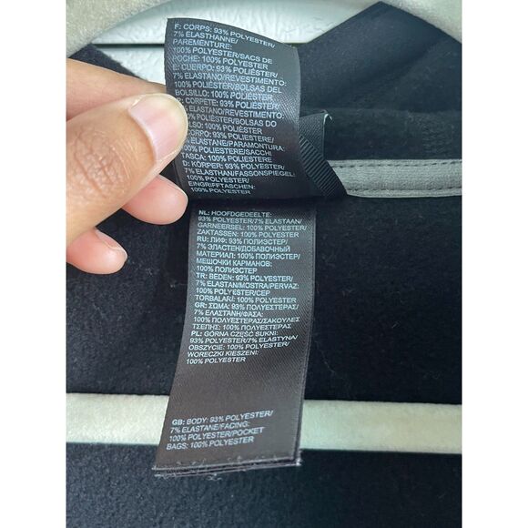 The North Face Women's XS Black Flight Series TKA Stretch Jacket with Hoodie - Picture 3 of 6